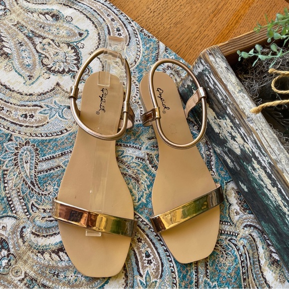 Qupid rose gold metallic elastic ankle flat sandal leather foot bed 8.5 - Picture 3 of 8